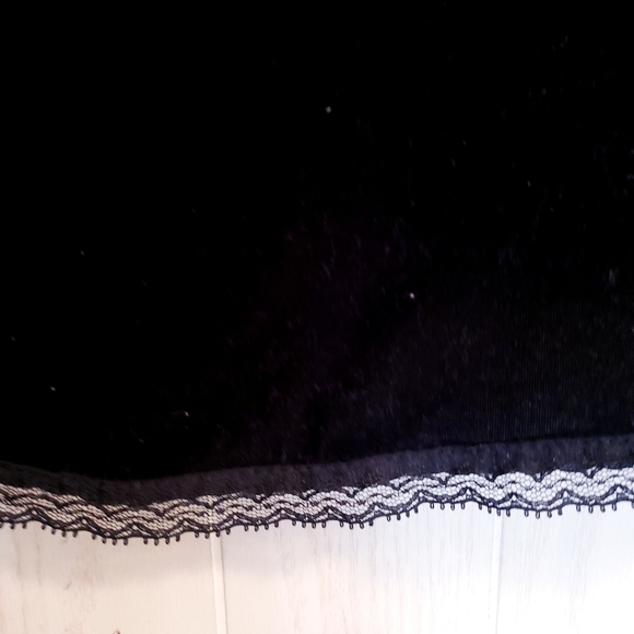 Black Velvet Tank Top Lace Trim Who What Wear L - Picture 6 of 8